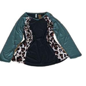 VANILLA Bay Leopard Print Top